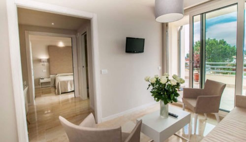 Suite, bañera, junto al lago