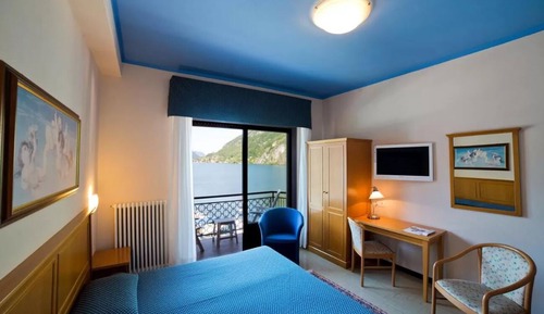 Habitación panorámica, balcón, vistas al lago