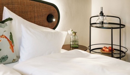 Habitación doble, 1 cama de matrimonio grande, junto a la montaña
