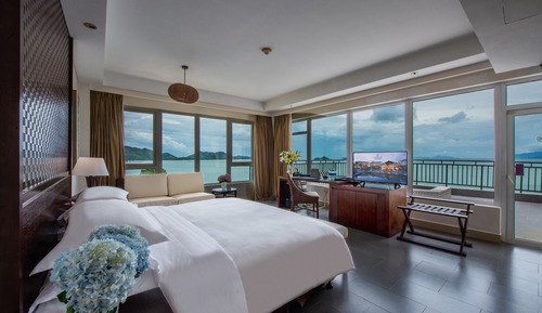 Suite ejecutiva, 1 habitación, balcón, vistas al mar