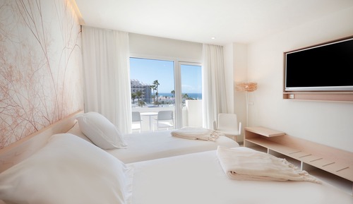 Habitación doble, vistas parciales al mar (Star Prestige)