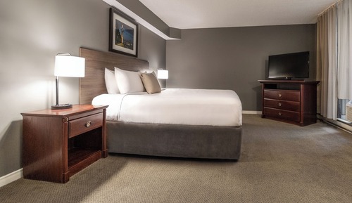 Estudio, 1 cama de matrimonio, cocina básica