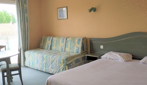 Habitación Confort, frigorífico y microondas
