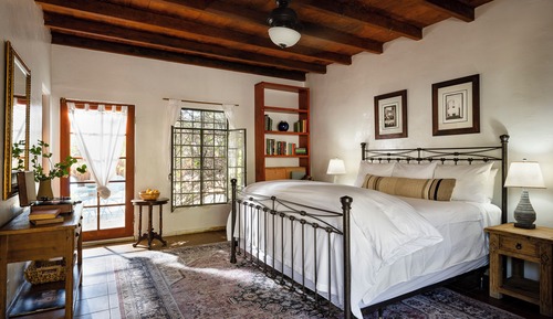 Habitación estándar, 1 cama de matrimonio grande, vistas a la montaña