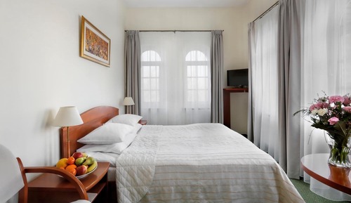 Habitación estándar con 1 cama doble o 2 individuales