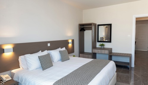 Apartamento Deluxe, 1 habitación, balcón, vistas a la ciudad