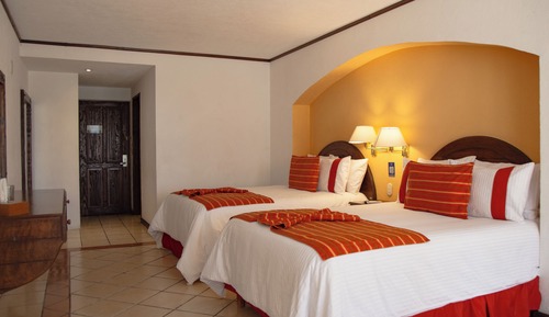 Habitación estándar, 2 camas dobles (Preferencial)
