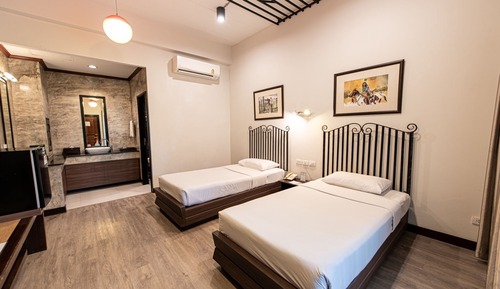 Habitación estándar con 1 cama doble o 2 individuales