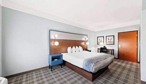 Suite, 1 cama de matrimonio grande, accesible para personas con discapacidad, no fumadores (Bathtub)