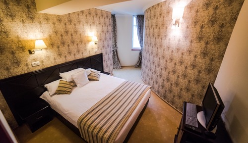 Apartamento estándar, 1 cama de matrimonio grande, no fumadores, bañera (with Sofabed)