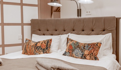 Habitación doble, sin ventanas