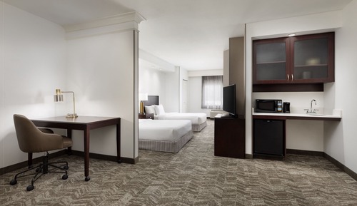 Suite (Hearing Accessible)