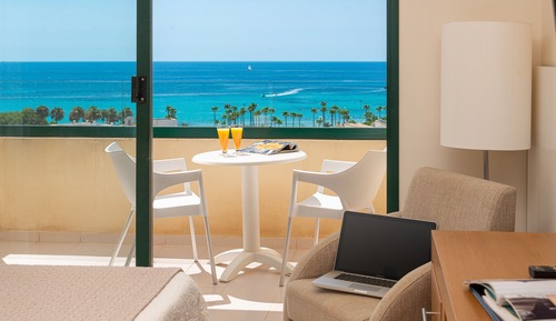 Habitación doble, balcón, vistas al mar