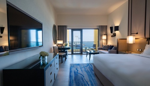 Habitación, 1 cama de matrimonio grande, balcón (Sea Front View)