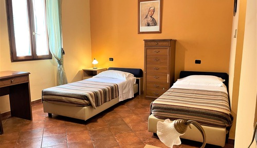 Habitación estándar con 1 cama doble o 2 individuales (La Contessa)