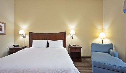 Habitación, 1 cama de matrimonio grande, no fumadores (Mobility & Hearing, Roll-in Shower)