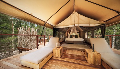 Tienda Deluxe, 1 cama de matrimonio grande, vistas al complejo turístico