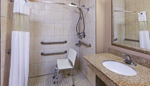 Habitación, 1 cama de matrimonio grande, no fumadores (Hearing, Mobility Bathtub w/Grab Bars)