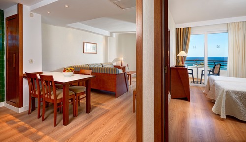 Apartamento estándar, 1 habitación, balcón (2 adults +2 children)