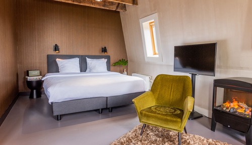 Loft, en edificio anexo