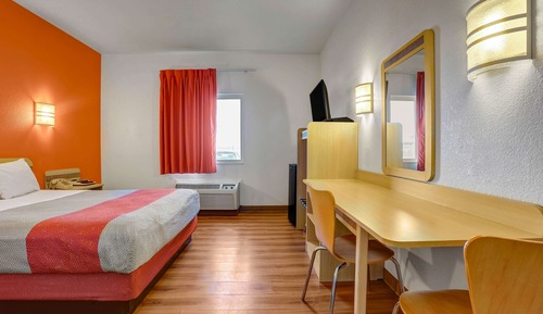 Habitación estándar, 1 cama de matrimonio, accesible para personas con discapacidad, no fumadores