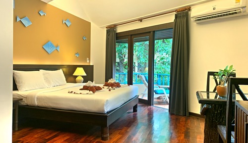 Villa, 1 cama doble o 2 individuales, balcón