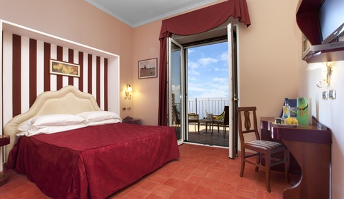 Habitación doble superior, balcón, vistas al mar