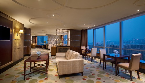 Habitación estándar, 1 cama de matrimonio grande, acceso al Business Lounge (Canal View, High Floor)