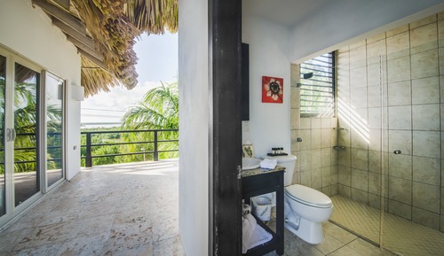 Three Bedroom Luxury Lagoon Villa