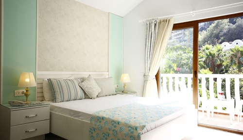 Garden View Room