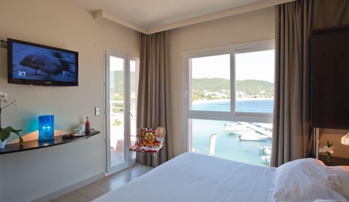 Habitación Confort doble, balcón, vistas al mar