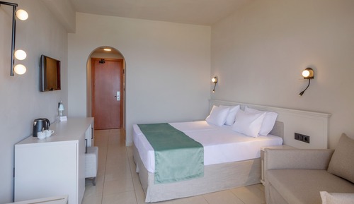 Habitación superior (2+1)
