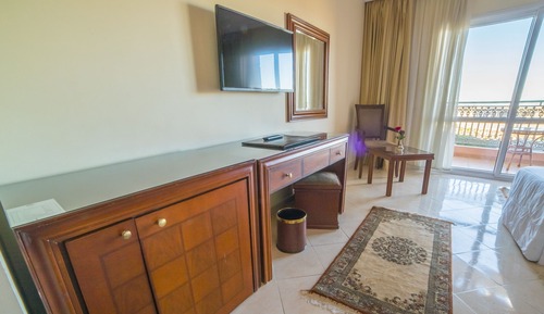 Habitación individual, vistas a la piscina
