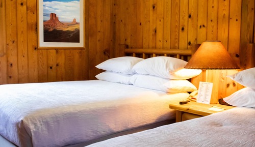 Standard Room, 2 Double Beds (No Pets)