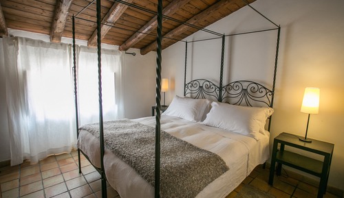 Habitación estándar con 1 cama doble o 2 individuales