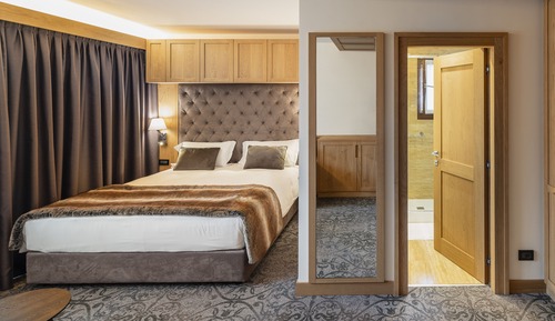 Habitación superior con 1 cama doble o 2 individuales
