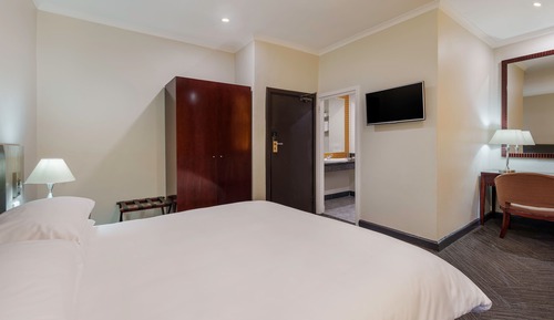 Habitación, 1 cama doble, vistas a la ciudad