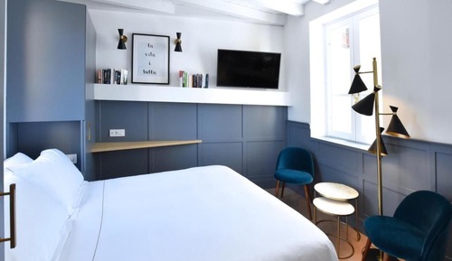 Estudio, 1 cama de matrimonio, terraza, en edificio anexo (Dependance Terrace)