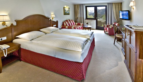 Suite junior, 1 cama doble, balcón, vistas a la montaña
