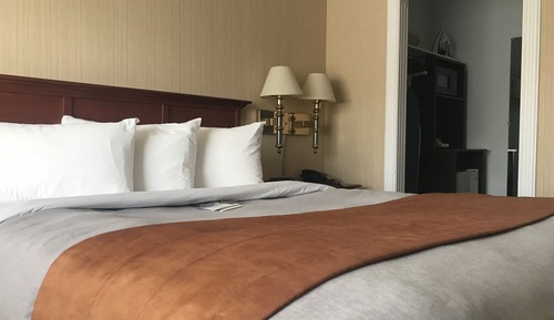 Habitación Confort, 1 cama de matrimonio, frigorífico y microondas (Comfort)