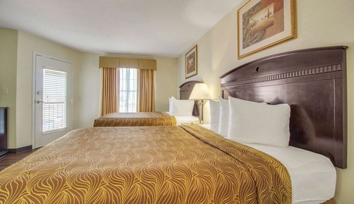 Suite, 2 camas de matrimonio, no fumadores