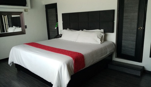 Habitación estándar, 1 cama de matrimonio grande, no fumadores