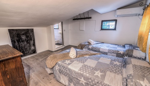 Suite panorámica, 3 habitaciones, balcón, planta ejecutiva