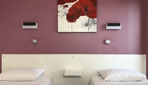 Habitación con 2 camas individuales