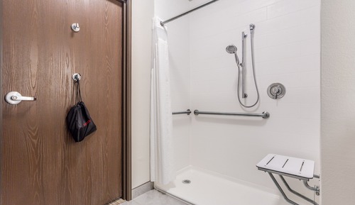 Habitación estándar, 1 cama de matrimonio grande, ducha adaptada (Mobility Accessible, Comm)