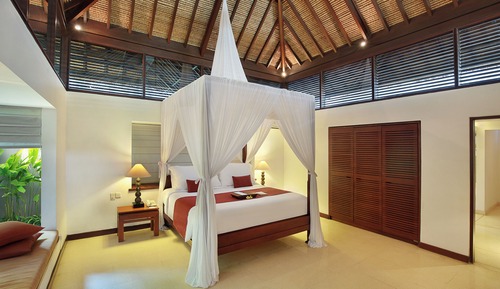 Presidential Villa with Daily Cocktails