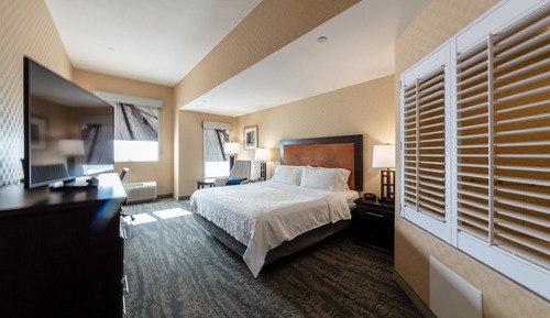 Suite, 1 cama de matrimonio grande, bañera de hidromasaje