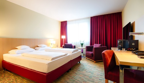Habitación superior con 1 cama doble o 2 individuales, accesible para personas con discapacidad