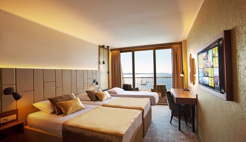 Deluxe Triple room, 1 Bedroom sea view
