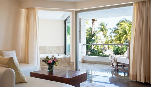 Junior Suite Spa or Pool View